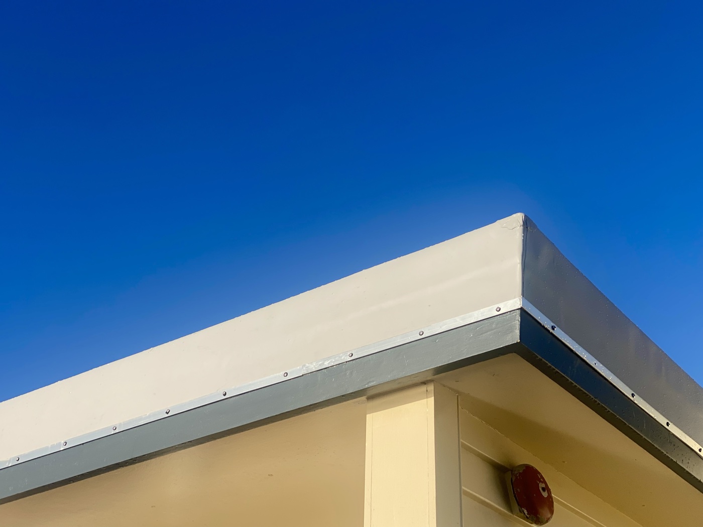 TPO membrane roof edge detail, Auckland